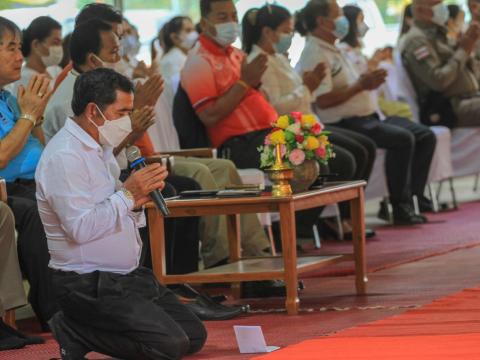 พิธีเจริญพระพุทธมนต์เจริญภาวนา