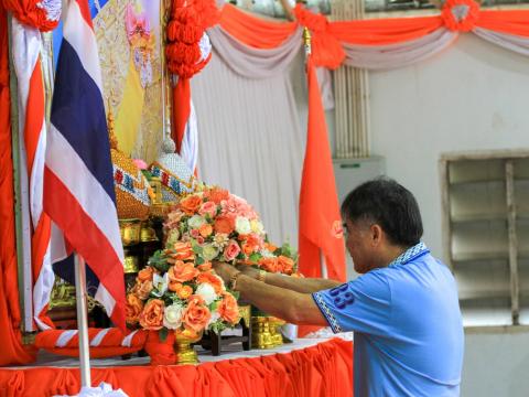 พิธีเจริญพระพุทธมนต์เจริญภาวนา