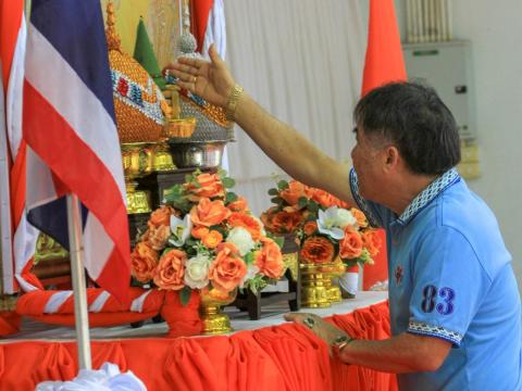 พิธีเจริญพระพุทธมนต์เจริญภาวนา