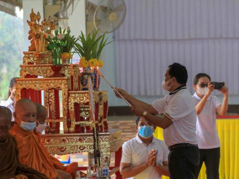 พิธีเจริญพระพุทธมนต์เจริญภาวนา