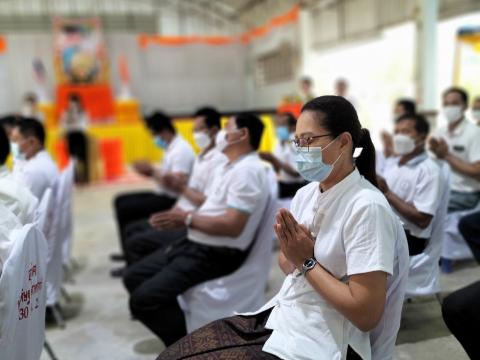 พิธีเจริญพระพุทธมนต์เจริญภาวนา