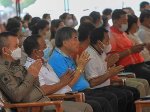 พิธีเจริญพระพุทธมนต์เจริญภาวนา