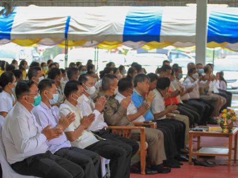 พิธีเจริญพระพุทธมนต์เจริญภาวนา