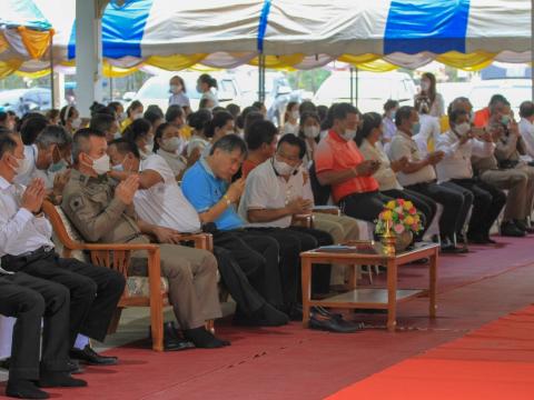 พิธีเจริญพระพุทธมนต์เจริญภาวนา