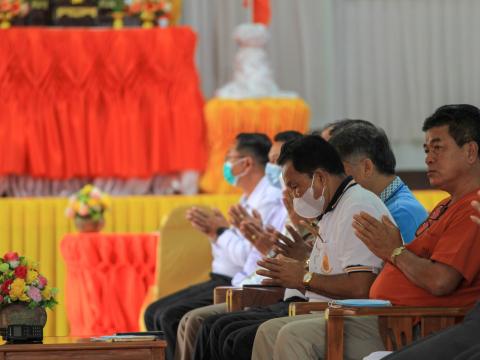 พิธีเจริญพระพุทธมนต์เจริญภาวนา