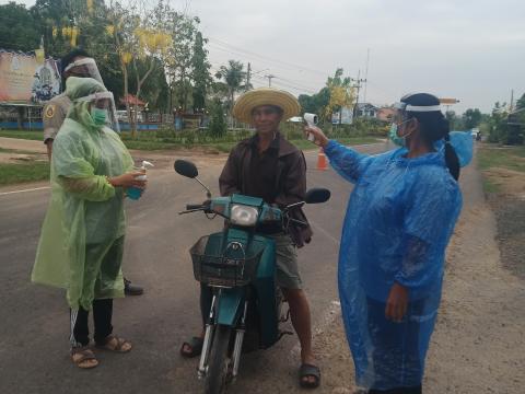 รวมรูปภาพ : ตำบลหนองชัยศรี ร่วมป้องกันการแพร่ระบาดของเชื้อไวรัสโ